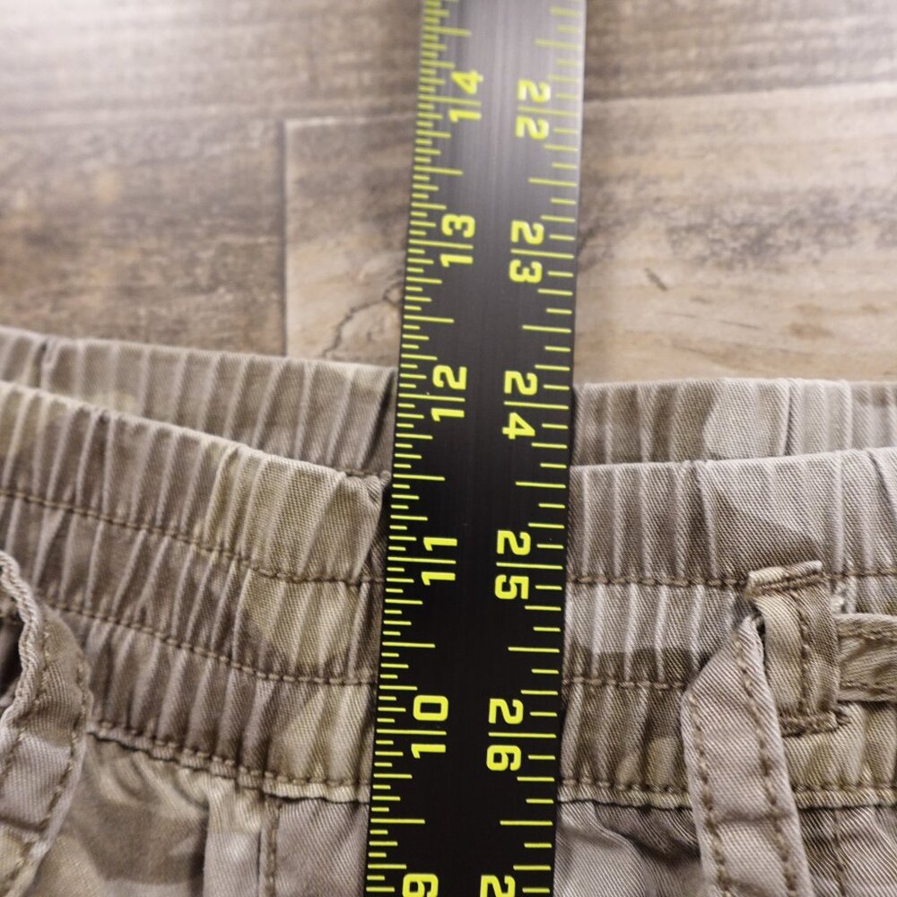 American Eagle Outfitters Women’s Size Medium Camo Cargo Jogger Pants 26" Inseam - Picture 5 of 10